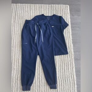 Figs Navy Scrub Set